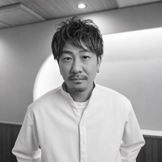 三上 真央